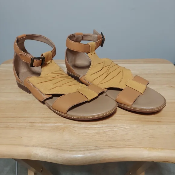 Timberland Women's Cherrybrook Leather Sandals Size 9 - Picture 2 of 13